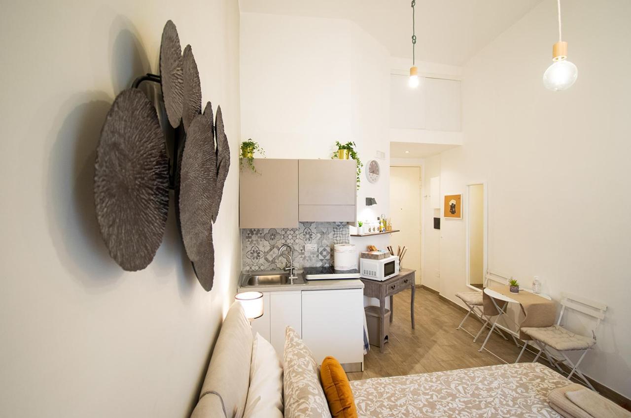 Apartment Lorenzo's Art 2 Naples